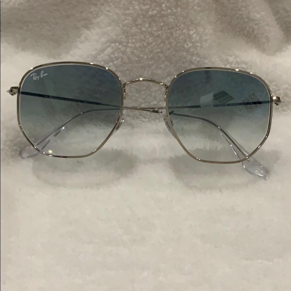 Ray-Ban Gold Frame Blue Gradient Lens Sunglasses
